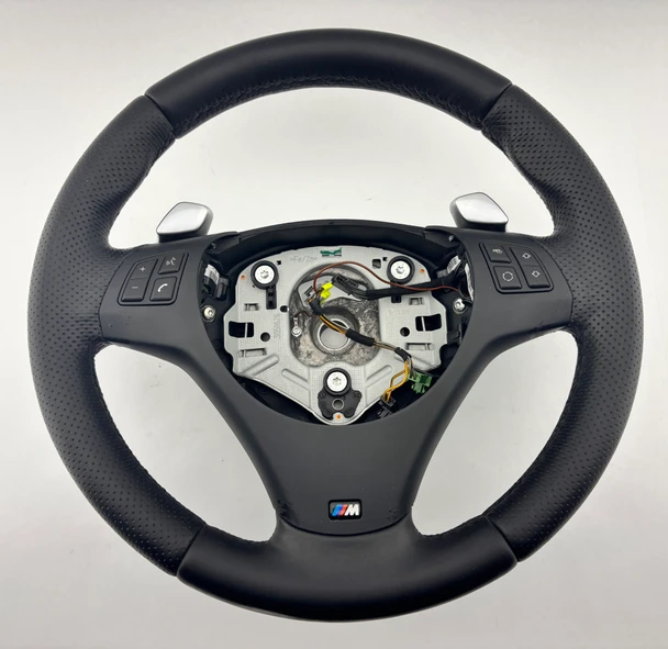 2008-2010 BMW 135i M Sport Black Leather Steering Wheel / Automatic /   B1014