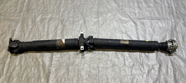 2018-2023 Ford Mustang GT S550 5.0 Driveshaft Assembly / Automatic / 92K FM018