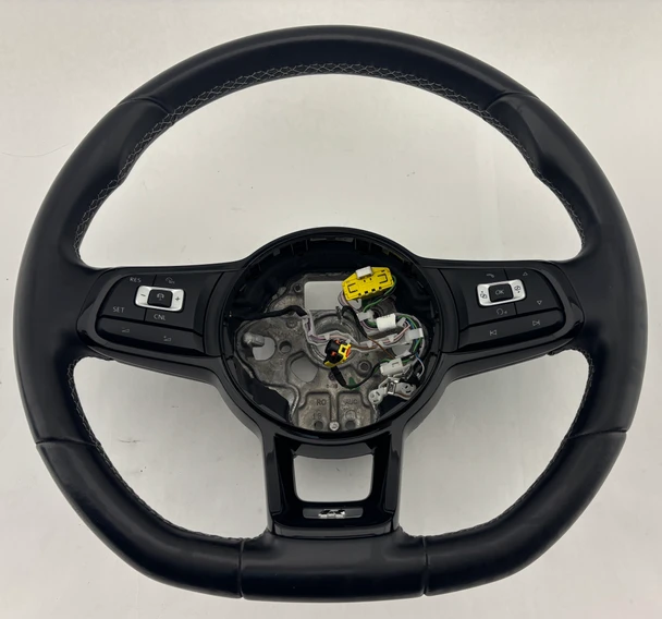 2017-2019 Volkswagen MK7 Golf R Black Leather Steering Wheel / Manual /   M7R14