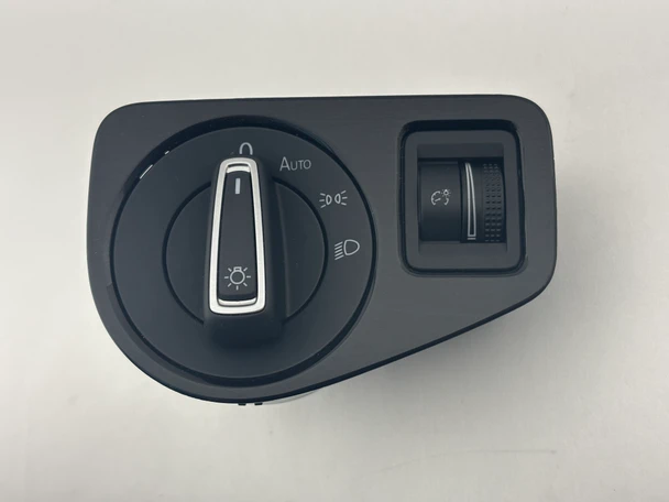 2015-2021 Volkswagen MK7 Golf R / GTI OEM Headlight Switch Knob / 5G0 858 060 B /   M7R14