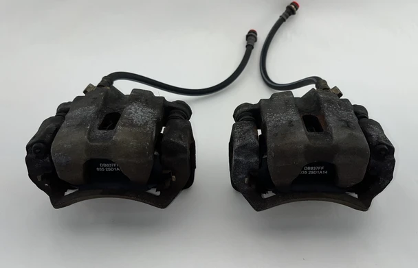 1999-2000 Mazda Miata OEM Front Brake Calipers w/ Brackets / Pair / 115k /  NB285