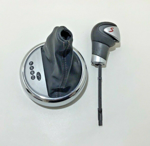 2005-2008 Mini Cooper S Automatic Shift Knob w/ Boot / OEM / R53