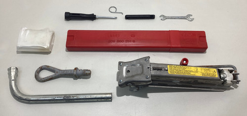 2000-2006 Audi TT 1.8l Emergency Tool Kit w/ Triangle / Jack