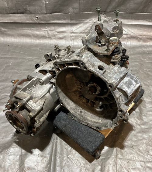 2001-2002 Audi TT Quattro AWD 225hp 6 Speed Manual Transmission w