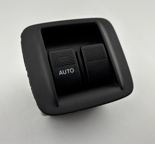 2001-2005 Mazda Miata Window Switch / Black *Damaged Tabs* / NB267