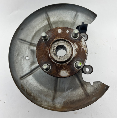 1999-2002 Mazda Miata Passenger Rear Spindle Hub *DAMAGE* / NB276