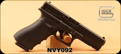 Consign - Glock - 40S&W - Model 22RTF2 Gen 4 - Black Finish, 4.9"Barrel, Curved Serrations (Gills), c/w 2 magazines, speed loader, less than 1 box of shells fired - In original case