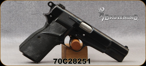 Consign - Browning - 9mm - GP35 - Semi-Auto - Black Pachmayr Grips/Blued Frame & Slide/Stainless, 4.5"barrel, c/w (4)magazines, spare grips & stainless barrel only 300 rounds fired