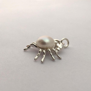 JHBreakell Sterling Silver Crab Pearl Pendant