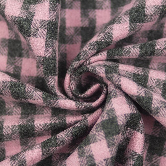 90% wool 10% polyester