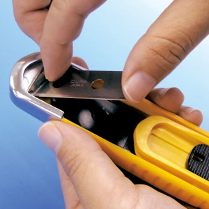 Olfa SK-8 Automatic Self-Retracting Safety Knife