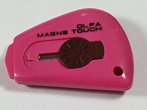 Olfa TK-3M Magnetic Touch Knife - Cerise Pink