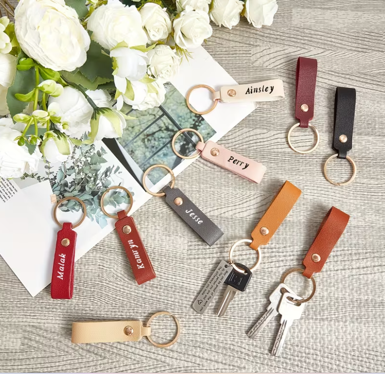 Personalized Leather Key Fob – Custom Name or Initial