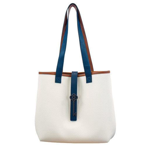 Birdie Tote image 1