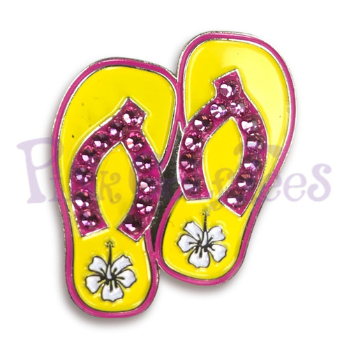 Bonjoc Yellow Flip Flops Swarovski Crystal Golf Ball Marker Accessory with magnetic hat clip.  Handcrafted with 100% genuine Swarovski crystal.  Perfect for corporate gifts or tee prizes. Comes with carrying pouch.
