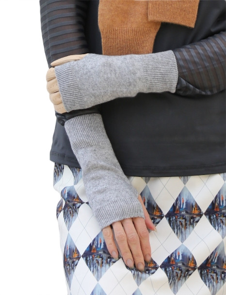 Women's Merino Wool Wrist Warmers - Grey image 1