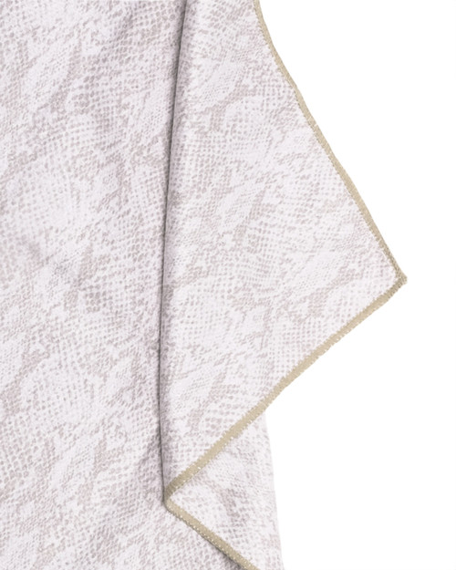 Desert Snake Quick-Drying Sport Towel image 1