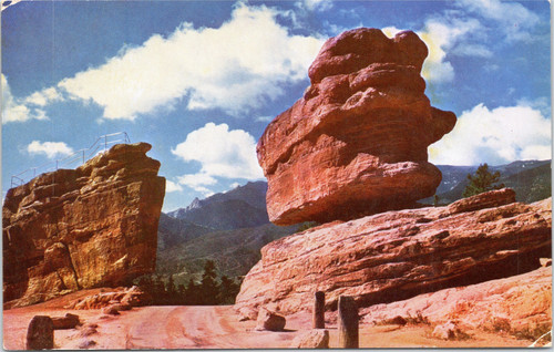 Balanced Rock, Garden of the Gods