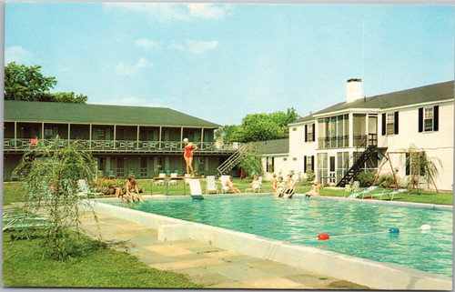 De Cocke And Kettle Motor Inn - pool scene