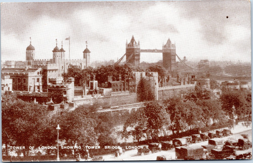 Tower and Tower Bridge        (21-12-310)