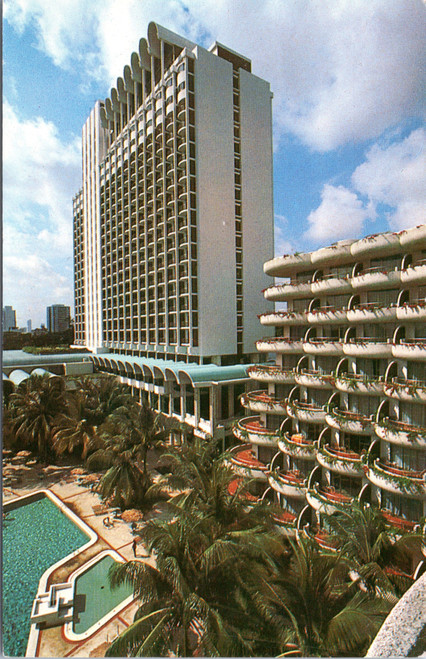 Shangri-La Hotel