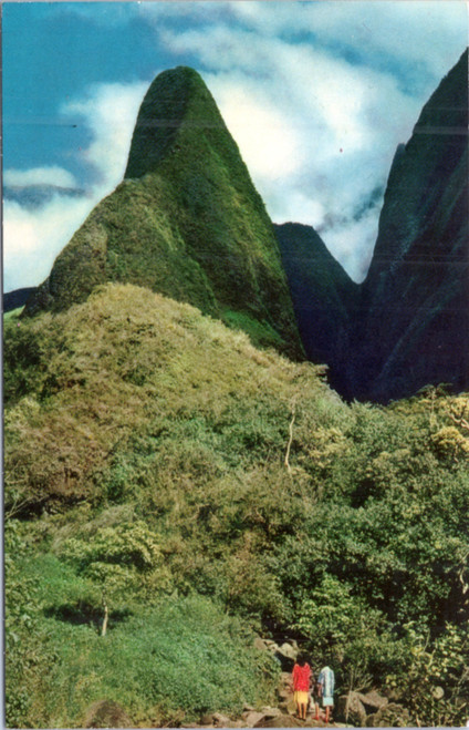 Iao Needle near Wailuku  (30-18-472)