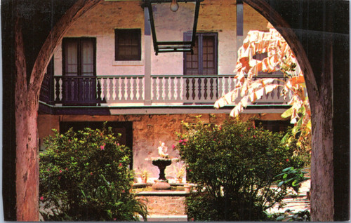 Postcard New Orleans - Bosque Courtyard