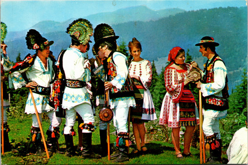 Bistrita-Nasaud county - people in traditional dress