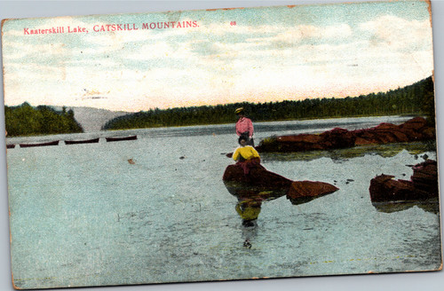 Kaaterskill Lake - women on rocks