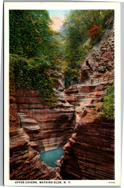 Postcard NY Watkins Glen - Upper Cavern