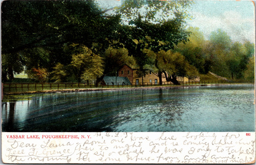 Postcard NY Poughkeepsie Vassar Lake