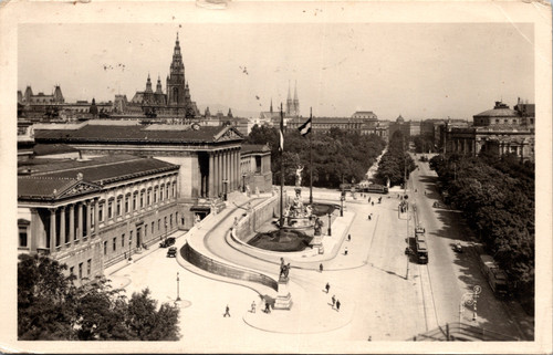 Parliament Rathaus Ringstrasse View