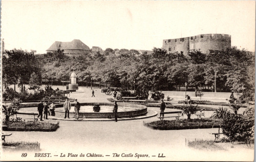 Brest  La Place du Château  The Castle Square