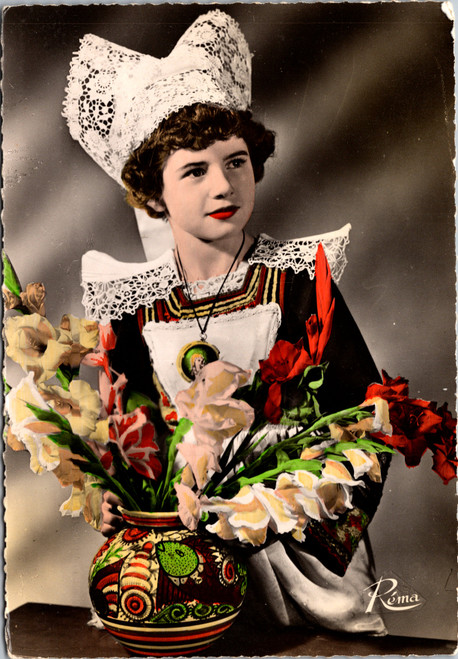 Young woman in the traditional Pont-Aven costume