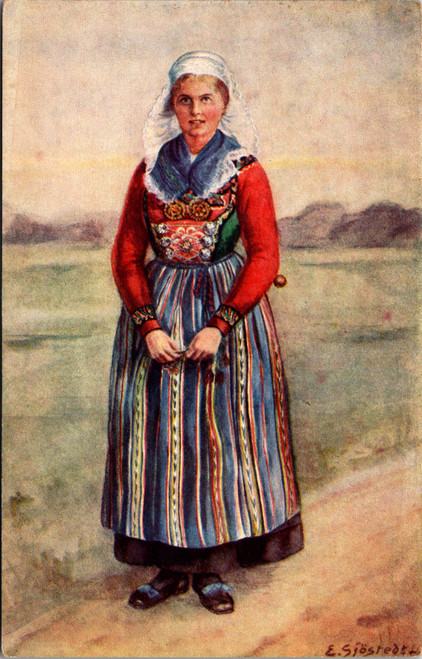 Woman in Wemmenhögs Härad Folk Costume