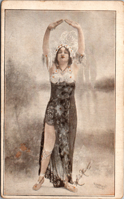 Mademoiselle Marcia dancer