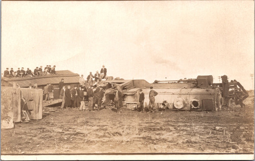 Unidentified train wreck scene 1907-1918 AZO  (42-581)
