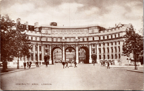 Vintage postcard showing Admiralty Arch in London England with pedestrians and historic architecture