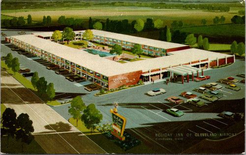 Vintage 1963 postcard Travel Haven Motel Brookpark Road Cleveland Ohio neon motel sign
