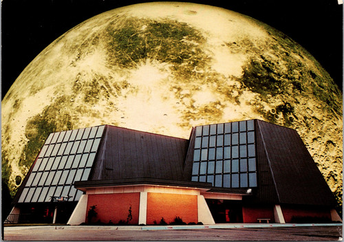 Kansas Cosmosphere Discovery Center Hutchinson Kansas postcard