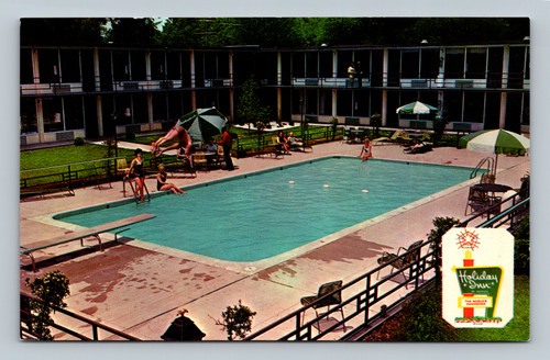 Holiday Inn North hotel building Nashville Tennessee vintage postcard