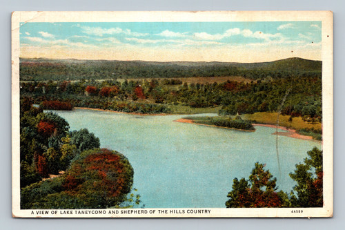 View of Lake Taneycomo and Shepherd of the Hills country in Branson Missouri