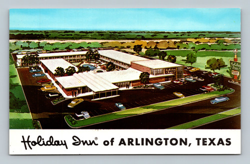 Holiday Inn hotel building in Arlington Texas postcard by Curteichcolor