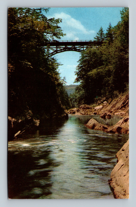 Quechee Gulf Gorge Bridge over Ottaquechee River in Vermont