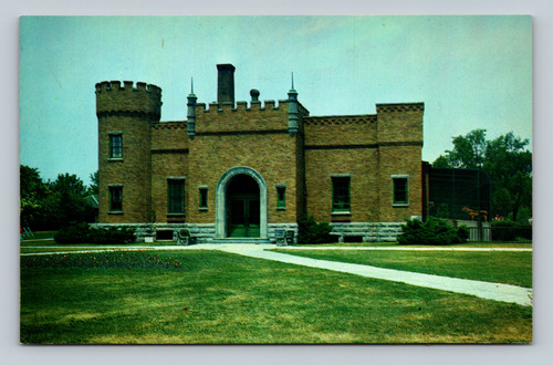 Administration and Animal Building at Racine Zoological Park housing various animals