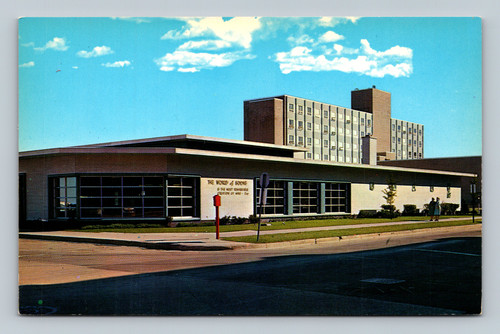 Racine Public Library Main Library building at Seventh St. and Lake Ave., Racine, Wisconsin