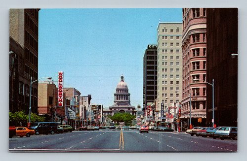 Congress Avenue looking north toward the State of Texas Capitol Building in Austin, Texas