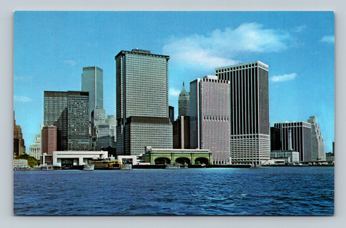 Skyline view of The Battery in Downtown New York, Lower Manhattan