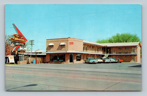 Morrison Motel exterior and advertisement on U.S. Highway 66 in Clinton
