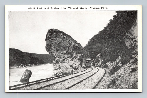 Giant Rock and Trolley Line Through Gorge Niagara Falls USA vintage postcard
